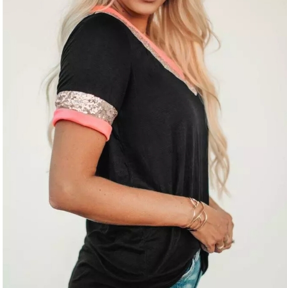 GOLD SEQUIN CORAL COLORBLOCK V-NECK TEE - Picture 2 of 6